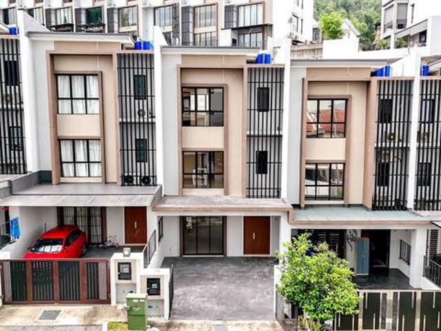 Terraced House for sale in Country Heights Damansara, Kuala Lumpur