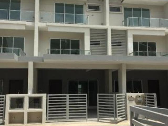 Terraced House for sale in Wellesley, Penang