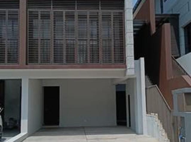 Terraced House for rent in Tanjong Sepat, Selangor