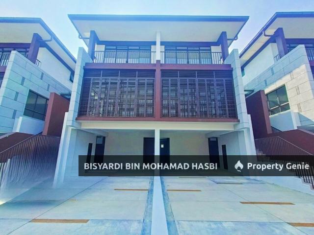 Terraced House for sale in Tanjong Sepat, Selangor