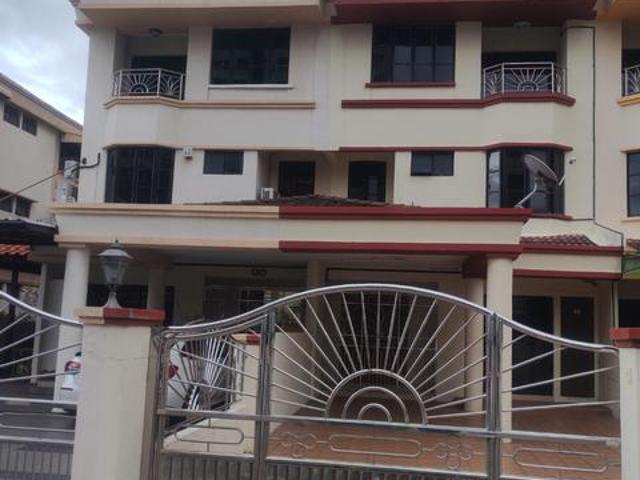 Terraced House for rent in Georgetown, Penang