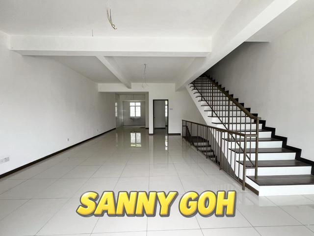 Terraced House for sale in Georgetown, Penang