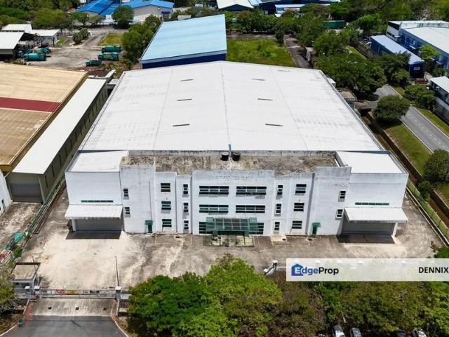Warehouse for rent in Sendayan Village, Negeri Sembilan