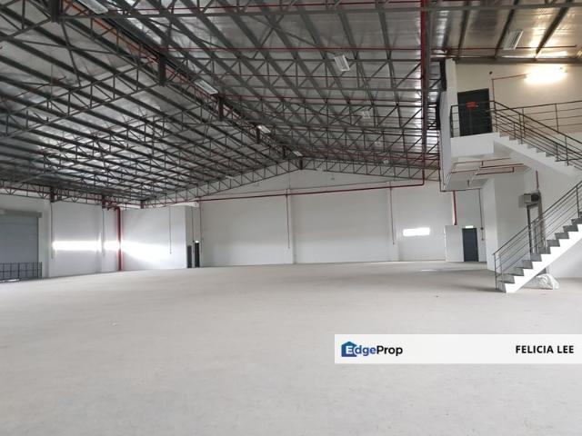 Warehouse for rent in Petaling, Alam Impian