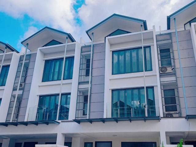 Room for rent in Petaling, Subang Jaya