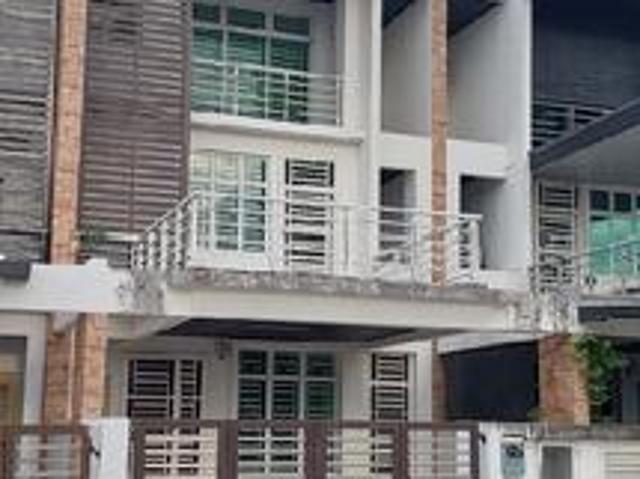 Terraced House for rent in Wellesley, Penang