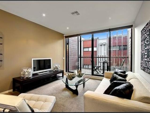 Townhouse for rent in Camerons Creek, Victoria