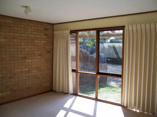 Townhouse for rent in Belconnen, District of Belconnen