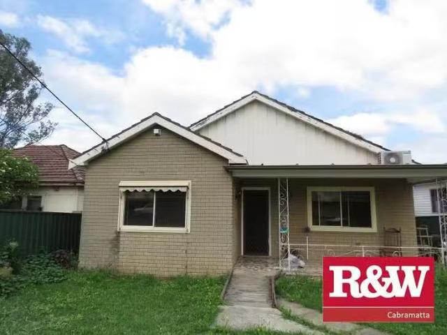 House for rent in Carramar, New South Wales