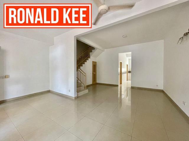 Terraced House for sale in Georgetown, Penang