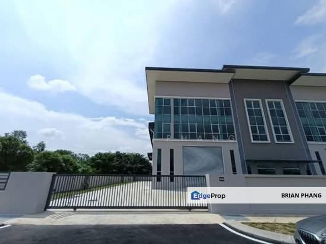 Warehouse for rent in Petaling, Alam Impian