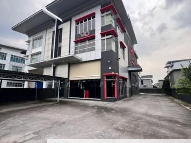 Warehouse for rent in Petaling, Alam Impian