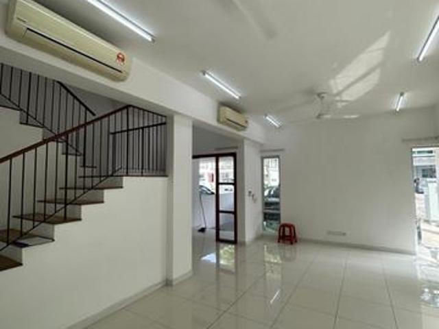 Residential House for sale in Kajang, Langat