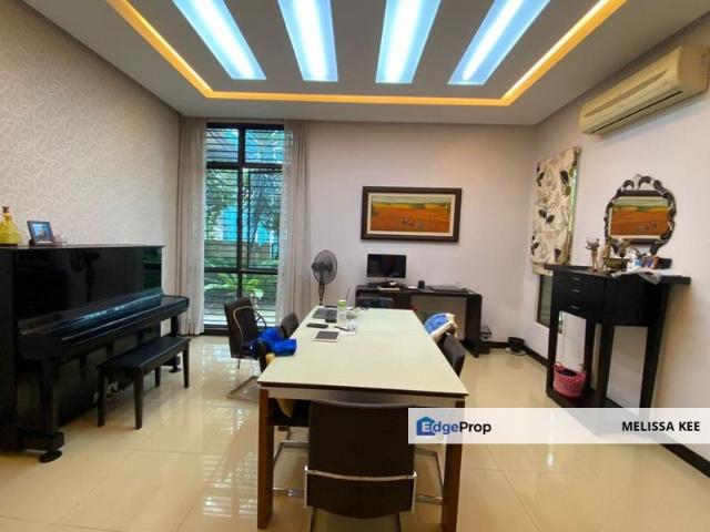 House for sale in Petaling, Damansara Damai