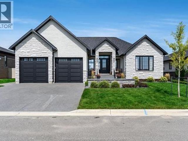 House for sale in Leamington, Ontario