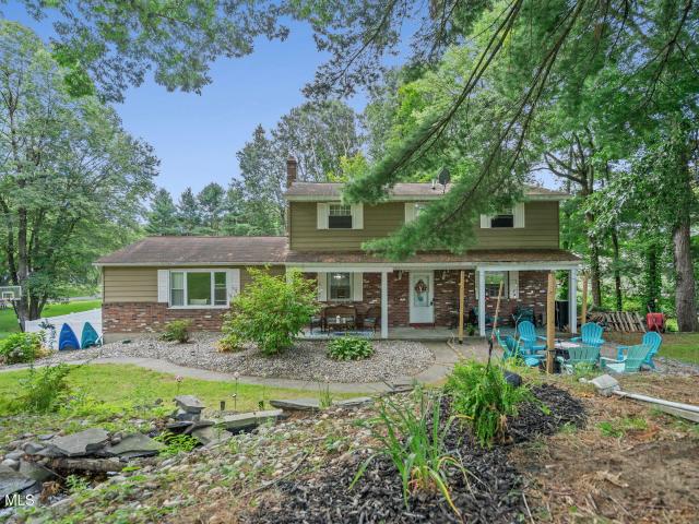 House for sale in Saratoga, New York