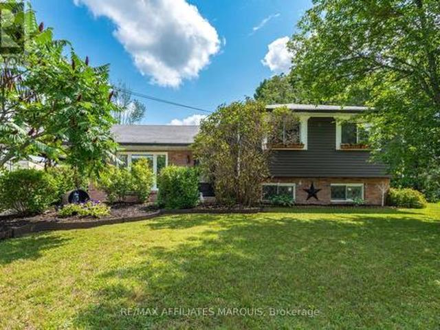 House for sale in Rideau Lakes, Ontario