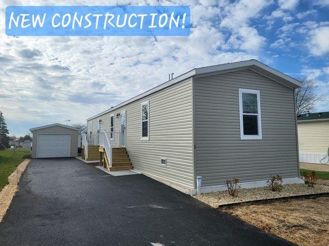 House for sale in Beecher, Illinois
