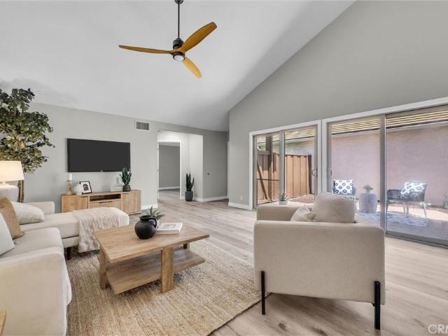 House for sale in Oak Creek, Irvine