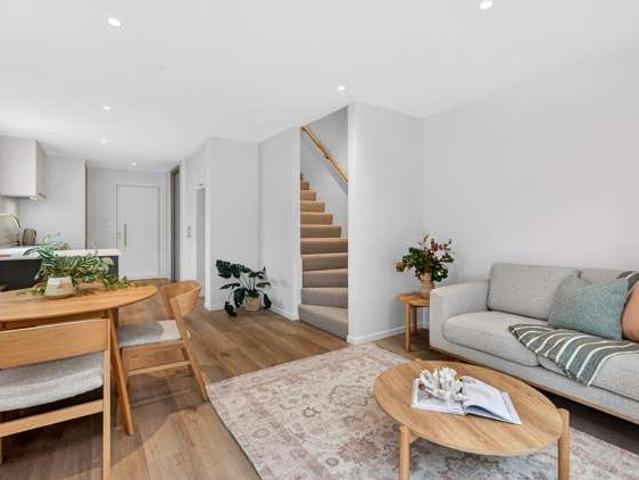 Townhouse for sale in Days Bay, Wellington