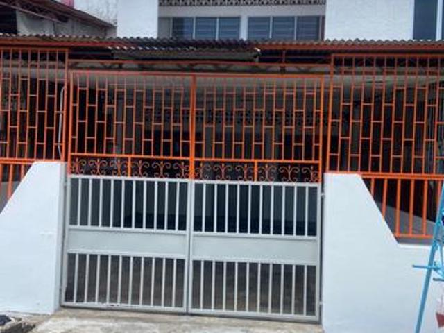 Terraced House for rent in Wellesley, Penang