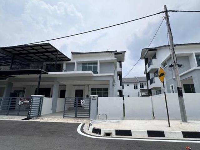 Terraced House for sale in Wellesley, Penang