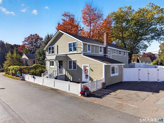 House for sale in Knollwood, Old Saybrook
