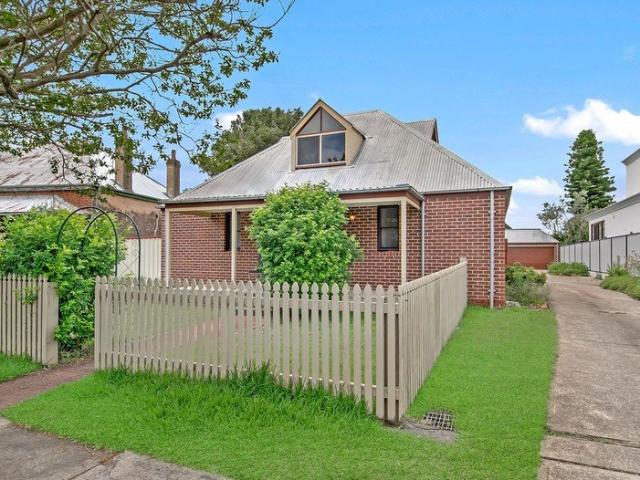 Townhouse for sale in Sydney, New South Wales