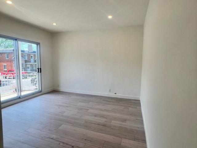 Apartment for rent in St. Leonard's, Quebec