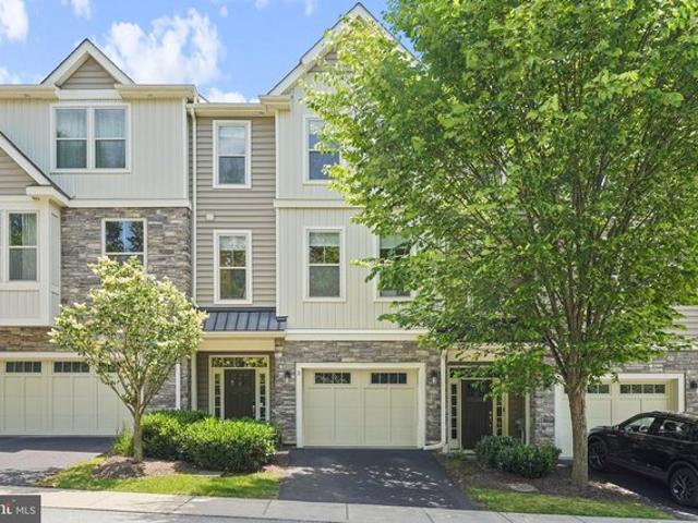 Townhouse for sale in Chester, Pennsylvania