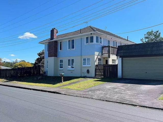 Apartment for rent in Northcote, Kaipātiki