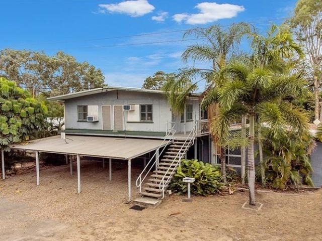 Flat for sale in Saunders Beach, Queensland