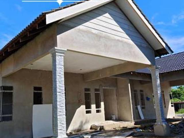 Residential House for sale in Paka