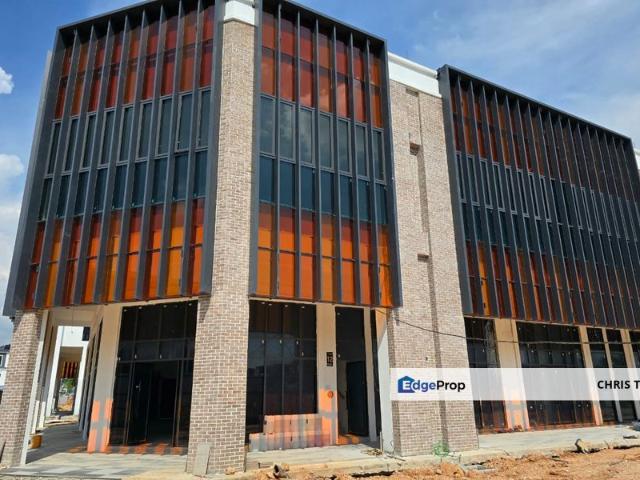 Shop for rent in Petaling, Alam Impian