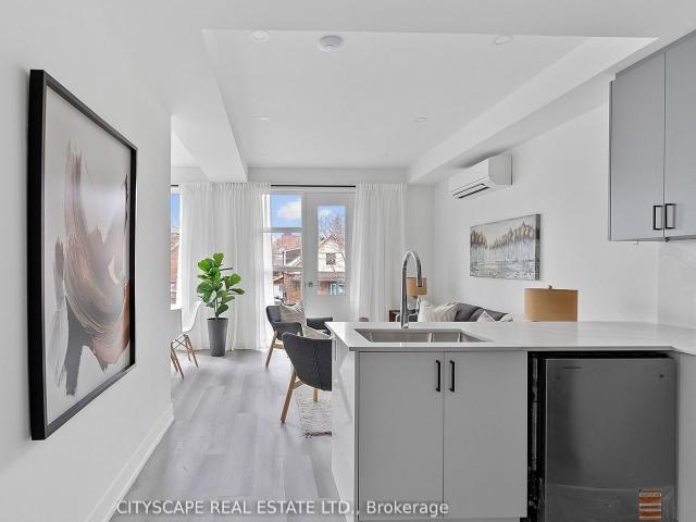 Condo for rent in Eglinton—Lawrence, Toronto