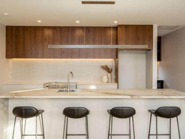 House for sale in Chaslands, Canterbury