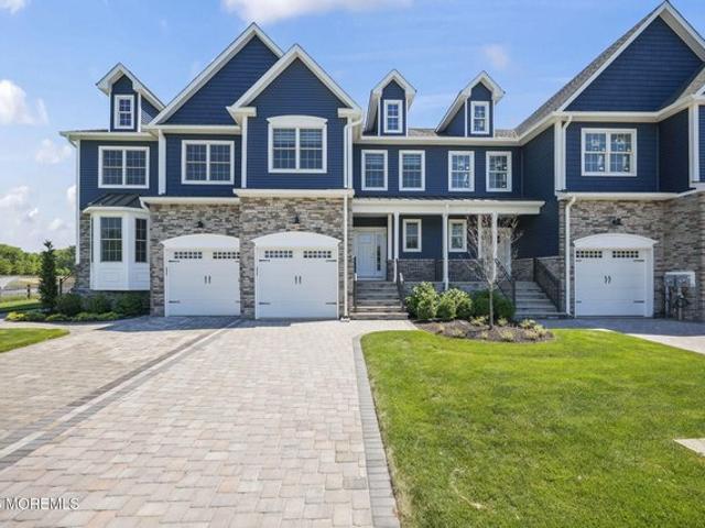 Townhouse for sale in Cliffwood, New Jersey