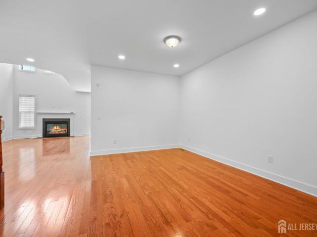 Townhouse for sale in Cliffwood, New Jersey