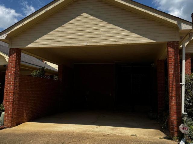 Townhouse for sale in Jackson, Mississippi
