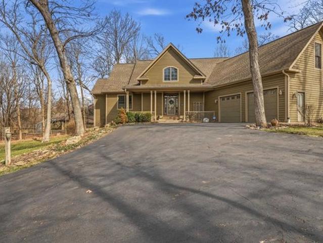 House for sale in Galena, Illinois