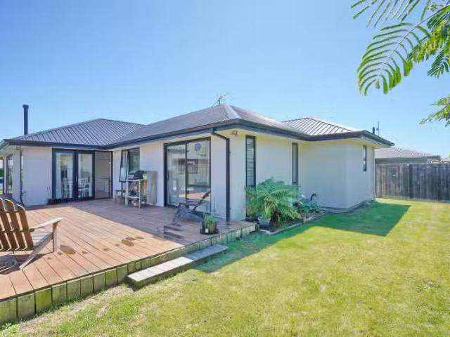 House for sale in Pegasus, Canterbury