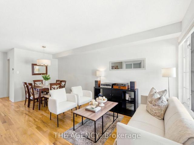 Townhouse for sale in Woburn, Ontario
