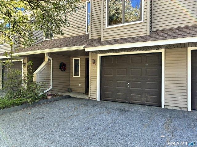 Condo for sale in Thompson, Connecticut