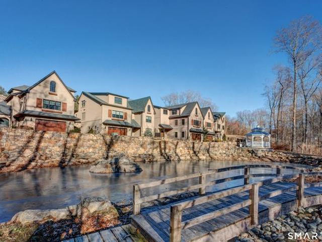 Townhouse for sale in Guilford, Connecticut