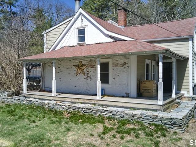 House for sale in Putnam, Connecticut