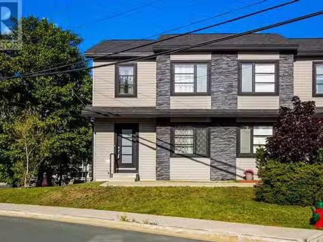House for sale in Mount Pearl, Newfoundland And Labrador