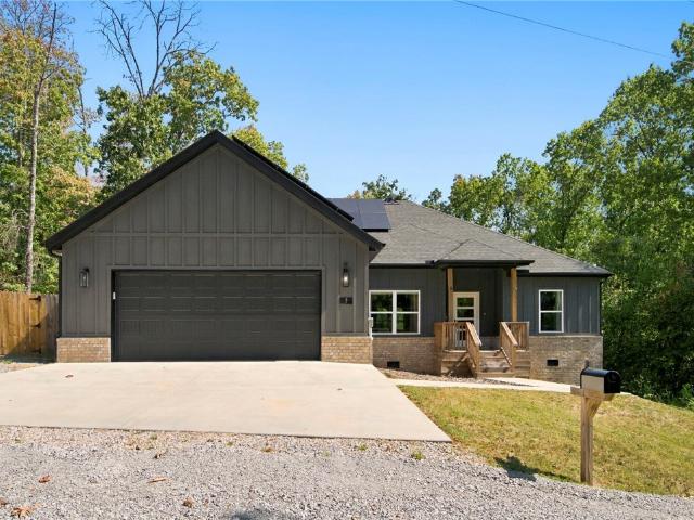 House for sale in Ark