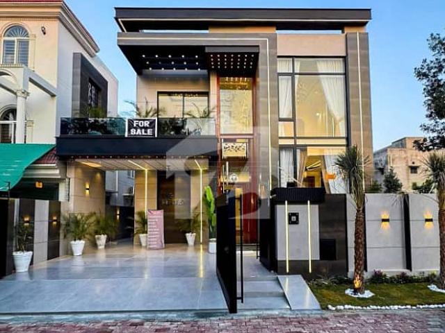 House for sale in لاہور, لاہور ڈویژن