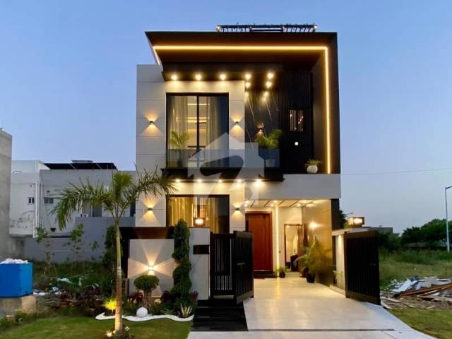 House for sale in لاہور, لاہور ڈویژن