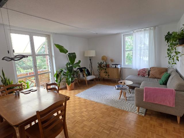 Wohnung mieten in Einigen, Zürich